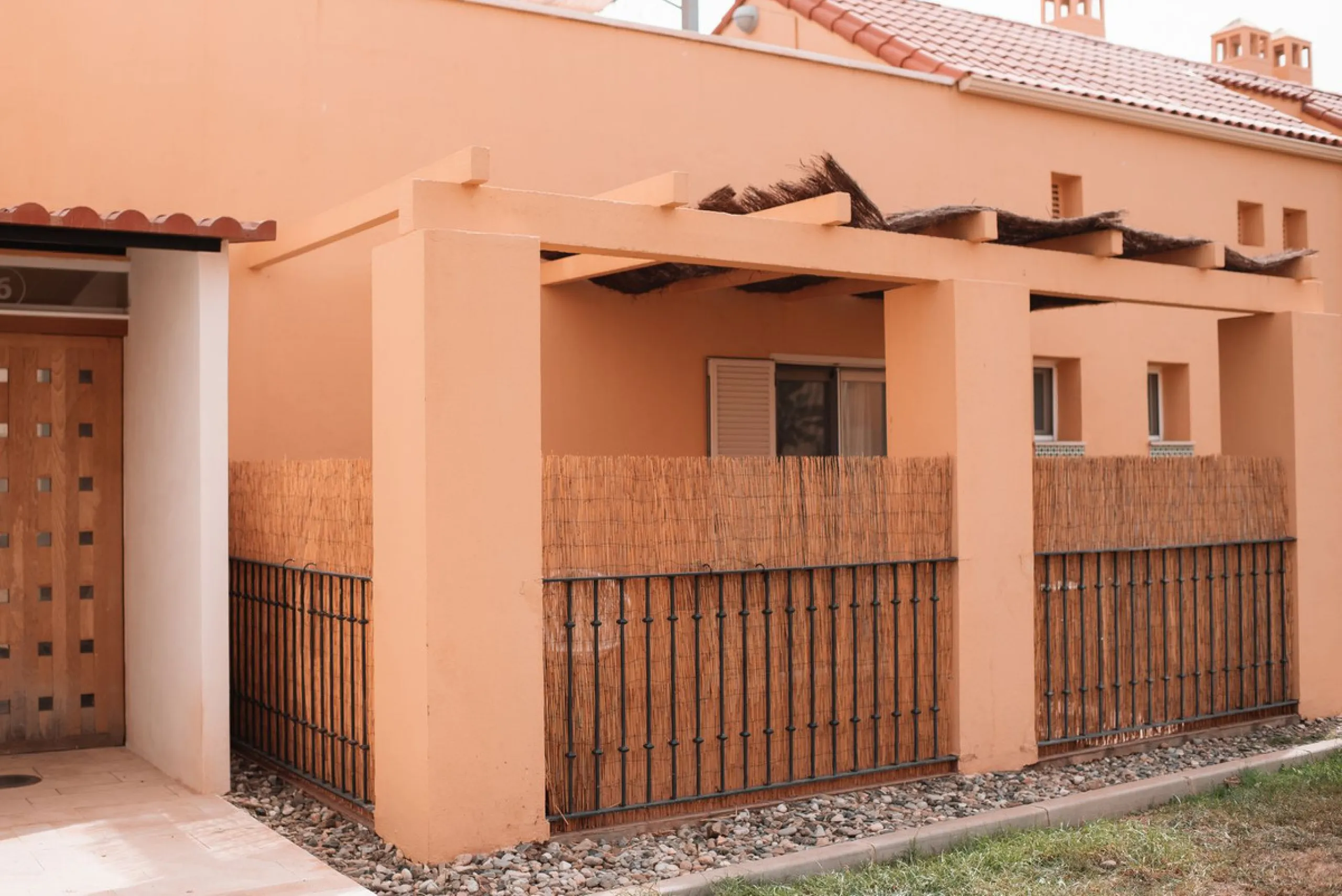 EXCLUSIVE Property in ALHAURÍN DE LA TORRE – PENTHOUSE WITH TWO TERRACES, GARAGE AND STORAGE ROOM IN A QUIET RESIDENTIAL AREA
