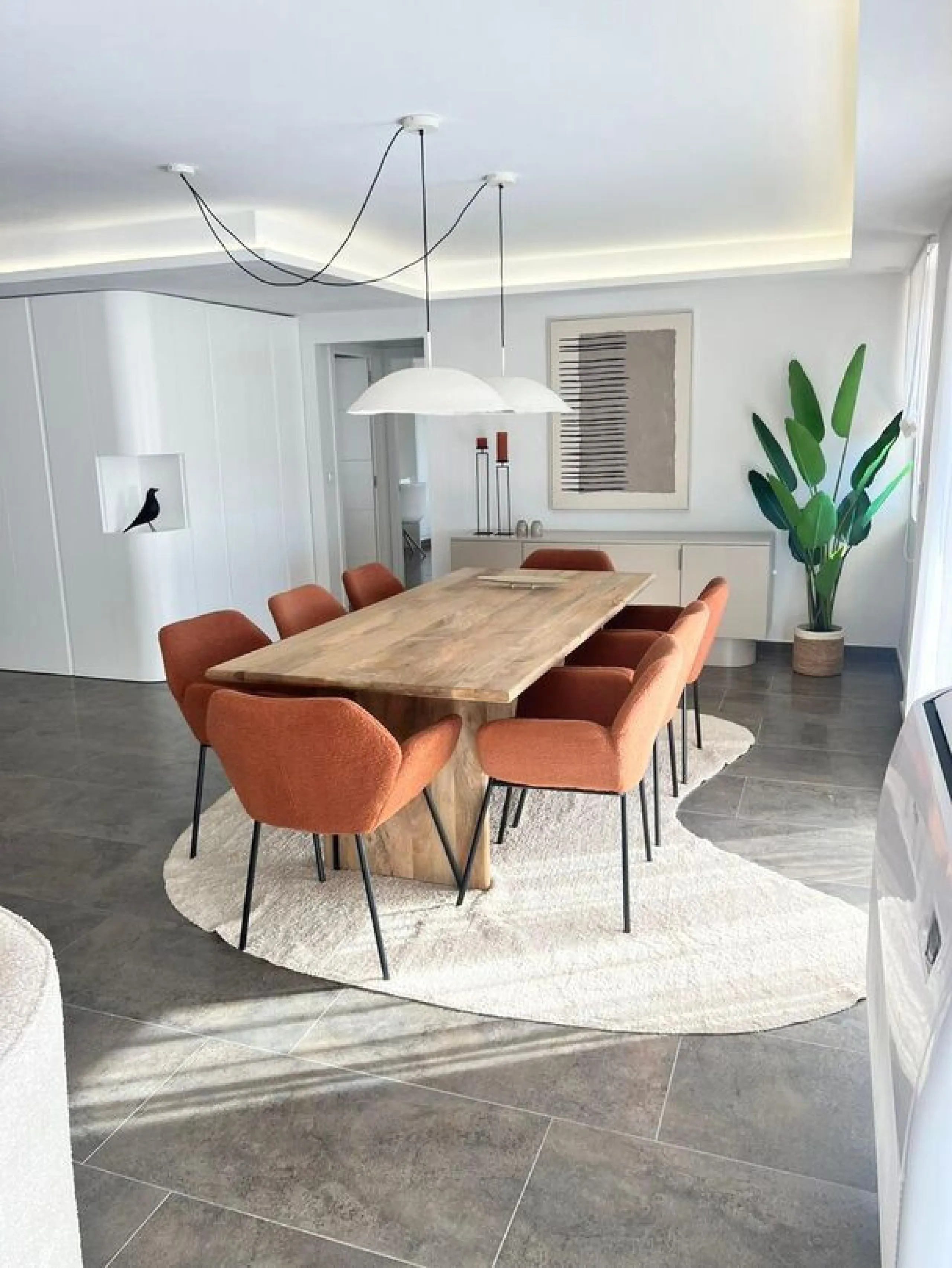 Exclusive renovated apartment with sea and mountain views in Los Pacos, Fuengirola
