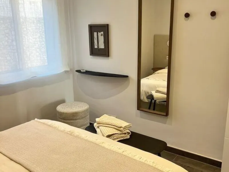 Exclusive renovated apartment with sea and mountain views in Los Pacos, Fuengirola