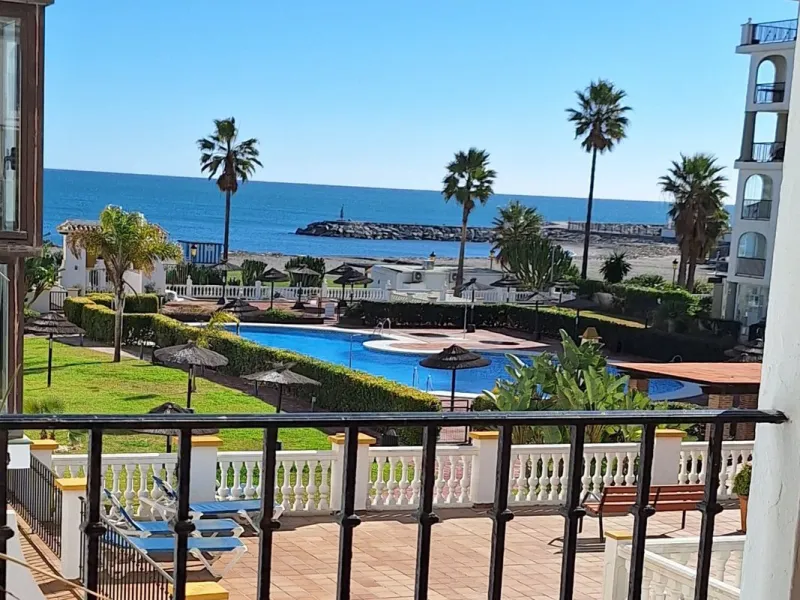 La Duquesa, FIrst Line Beach, Costa del Sol.