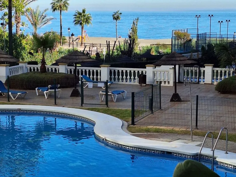 La Duquesa, FIrst Line Beach, Costa del Sol.