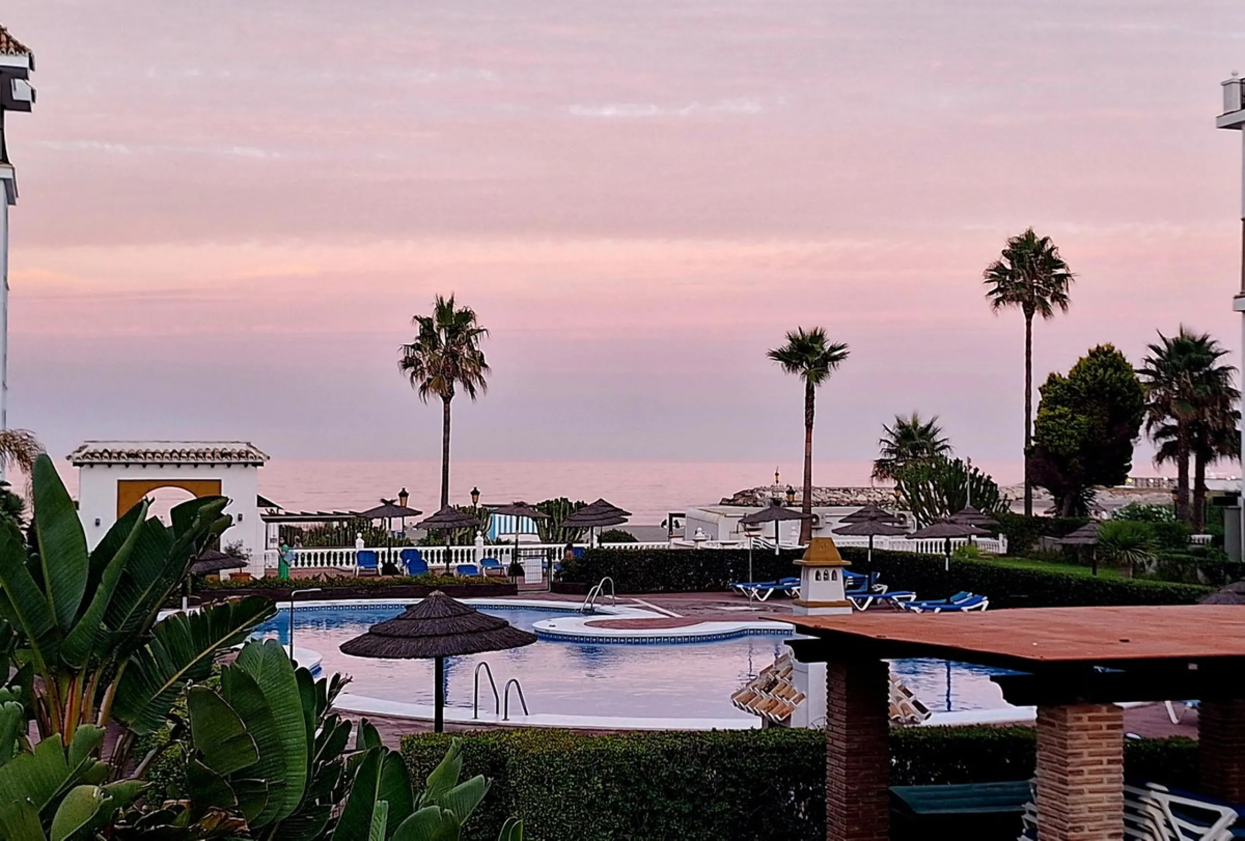 La Duquesa, FIrst Line Beach, Costa del Sol.