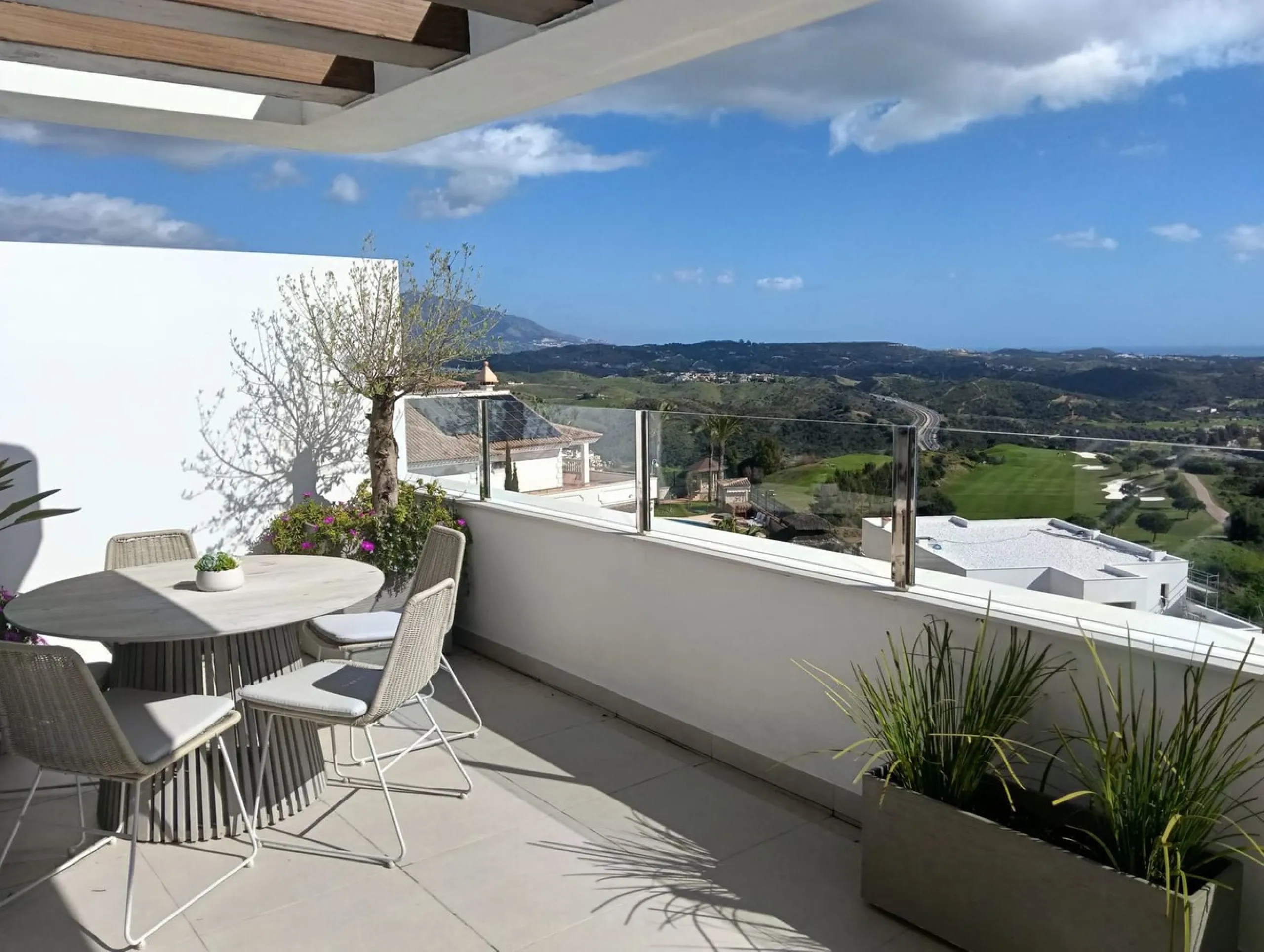 Exceptional Sea View Two-Bedroom, Two-Bathroom PENTHOUSE in Ipanema – La Cala de Mijas