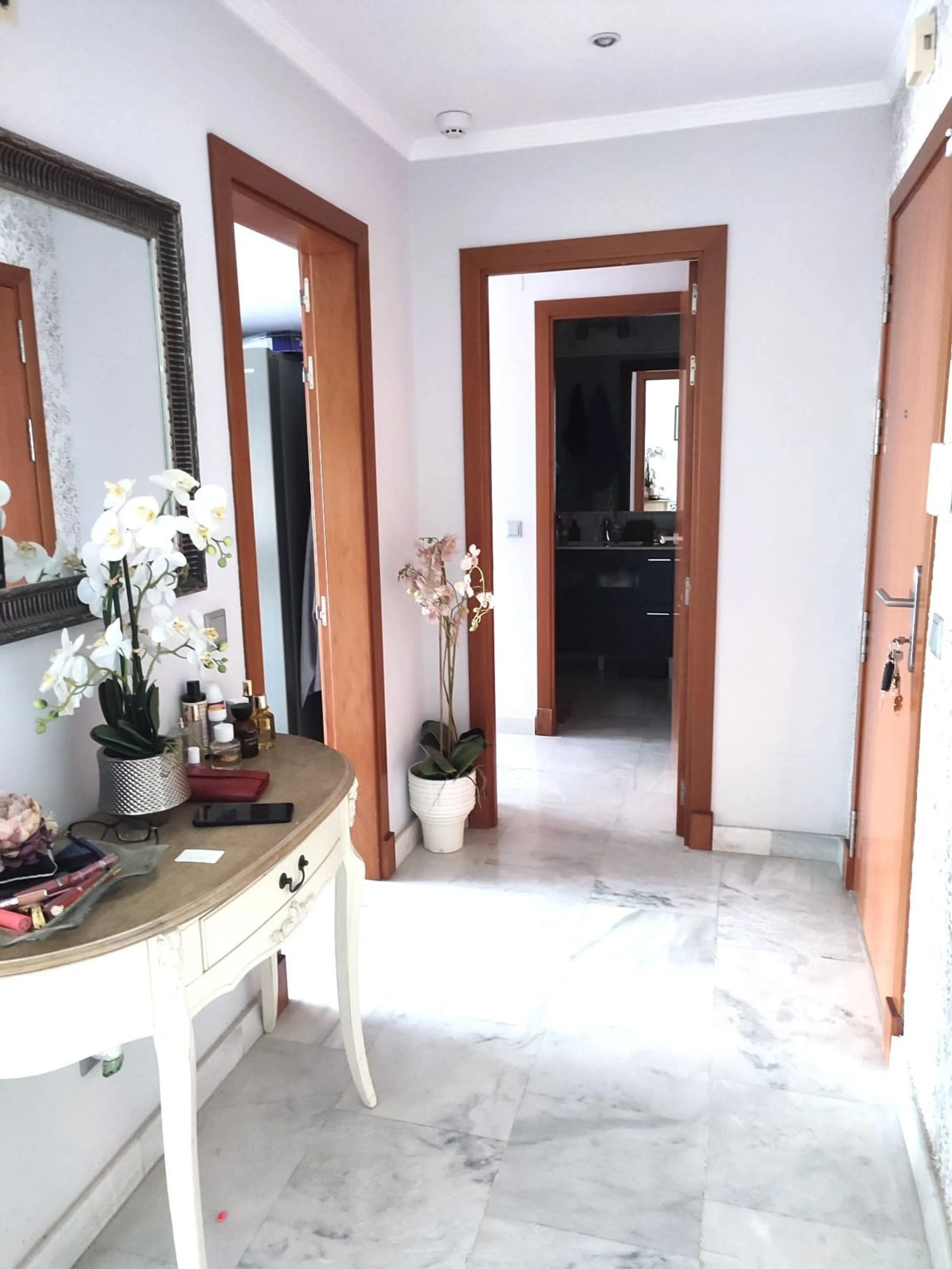 Apartment - Penthouse Duplex в продаже в Benahavís, Málaga. В доме 2 спален и 1 ванных комнат. Площадь дома 125 м²