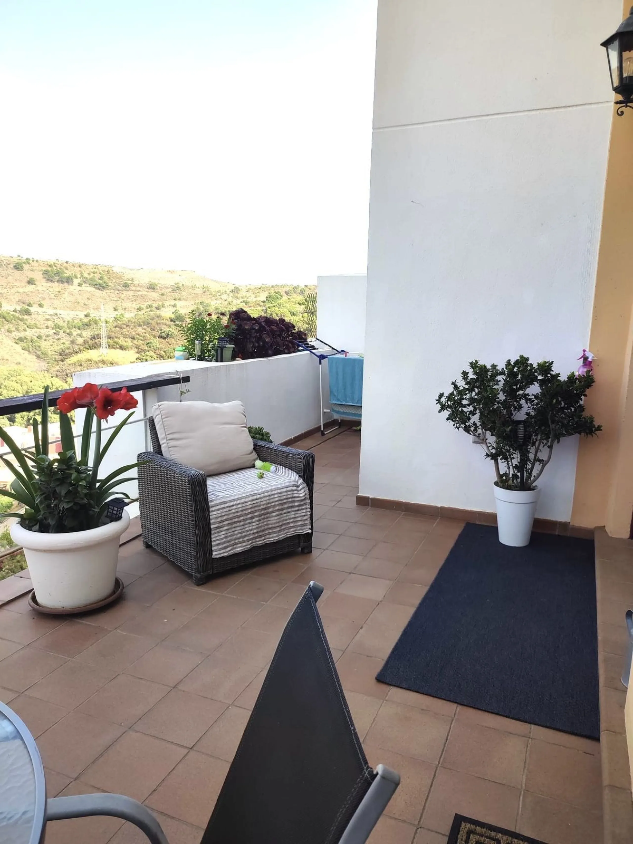 Apartment - Penthouse Duplex в продаже в Benahavís, Málaga. В доме 2 спален и 1 ванных комнат. Площадь дома 125 м²