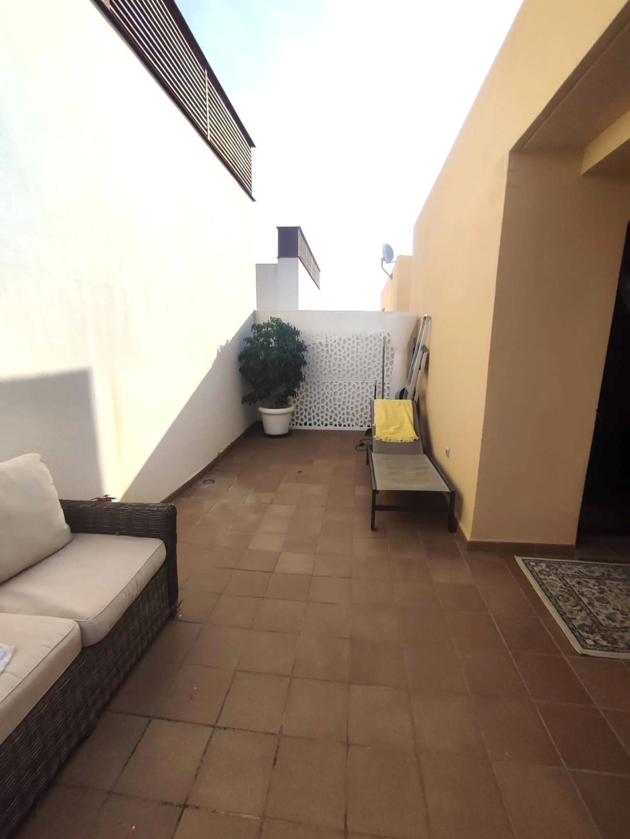 Apartment - Penthouse Duplex в продаже в Benahavís, Málaga. В доме 2 спален и 1 ванных комнат. Площадь дома 125 м²