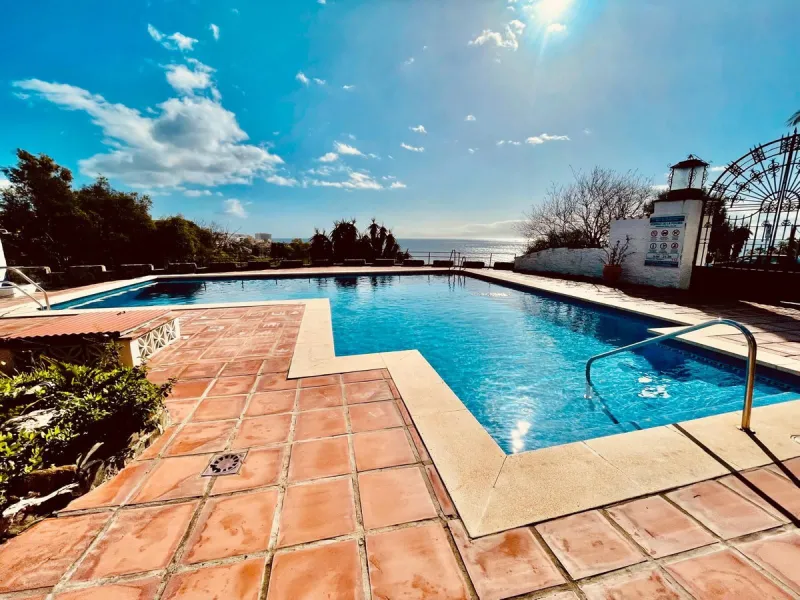 Terraced house for sale in a charming rustic development with modern interior design in Benalmádena!