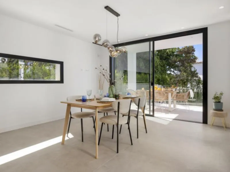 Exceptional newly built villa located in the prestigious area of ​​Marbesa.
