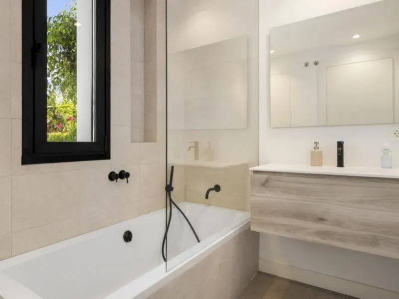 Exceptional newly built villa located in the prestigious area of ​​Marbesa.