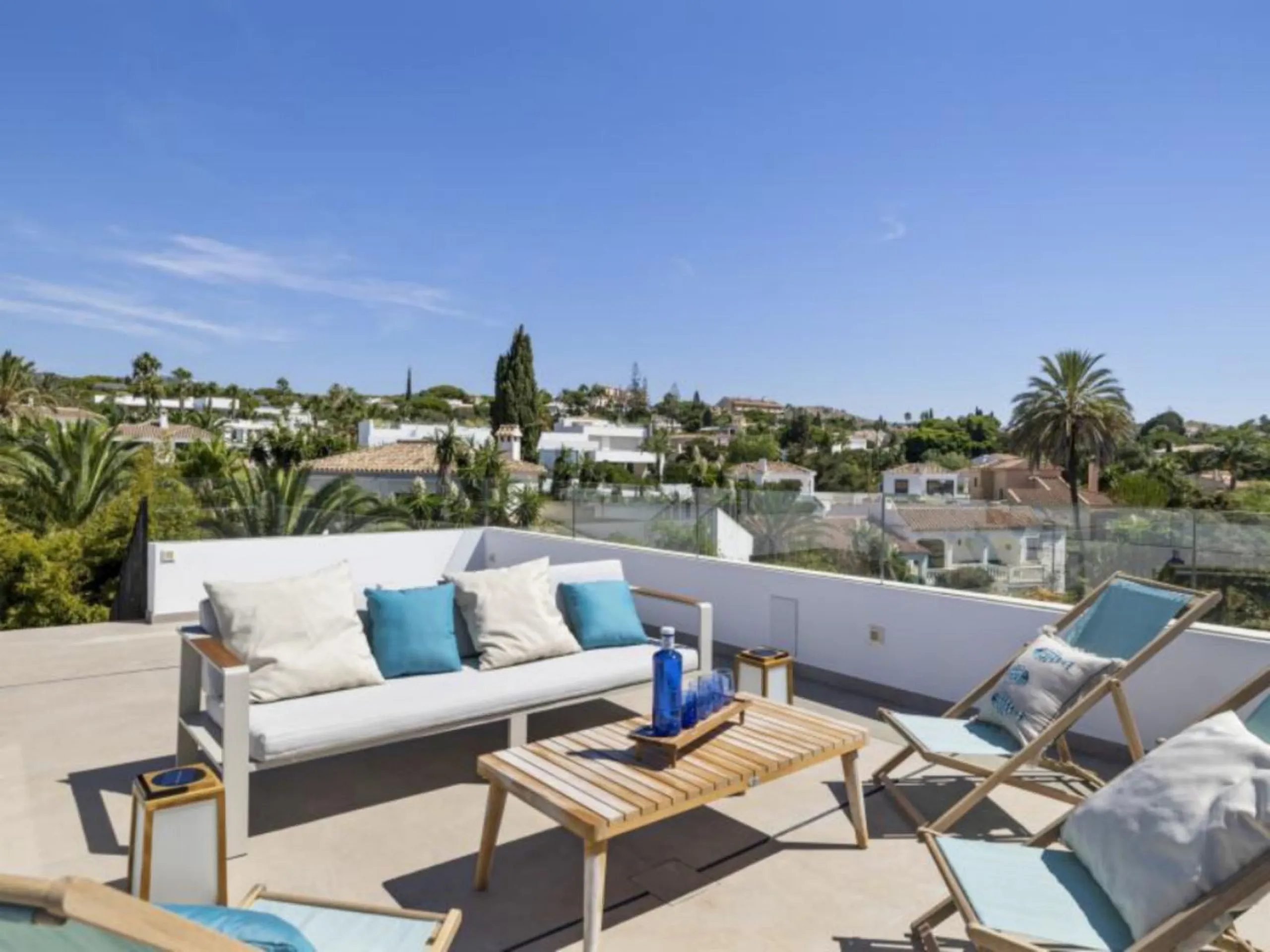 Exceptional newly built villa located in the prestigious area of ​​Marbesa.