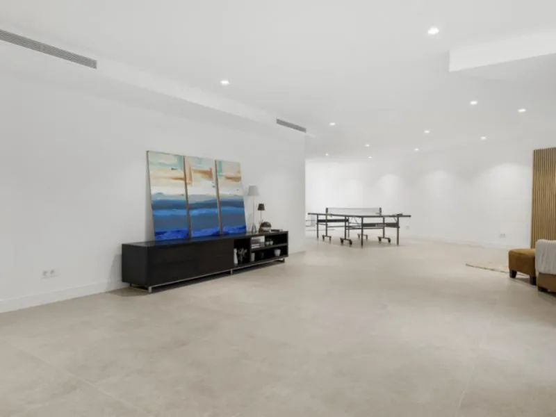 Exceptional newly built villa located in the prestigious area of ​​Marbesa.