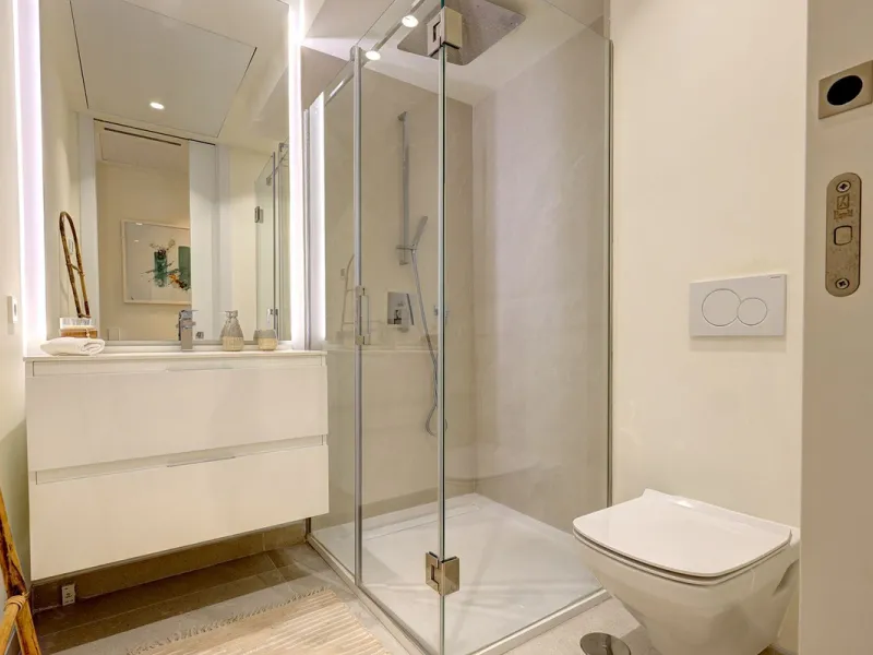 Apartment - Middle Floor Apartment в продаже в Estepona, Málaga. В доме 3 спален и 3 ванных комнат. Площадь дома 229 м²