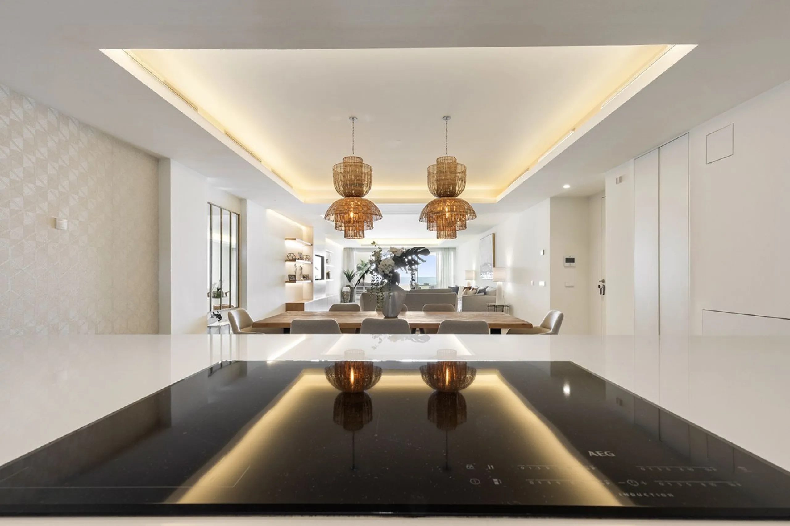 Apartment - Middle Floor Apartment в продаже в Estepona, Málaga. В доме 3 спален и 3 ванных комнат. Площадь дома 229 м²