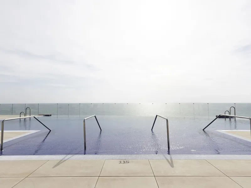 Apartment - Middle Floor Apartment в продаже в Estepona, Málaga. В доме 3 спален и 3 ванных комнат. Площадь дома 229 м²