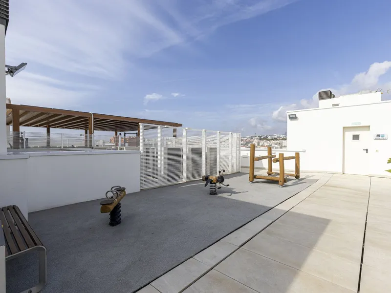 Apartment - Middle Floor Apartment в продаже в Estepona, Málaga. В доме 3 спален и 3 ванных комнат. Площадь дома 229 м²