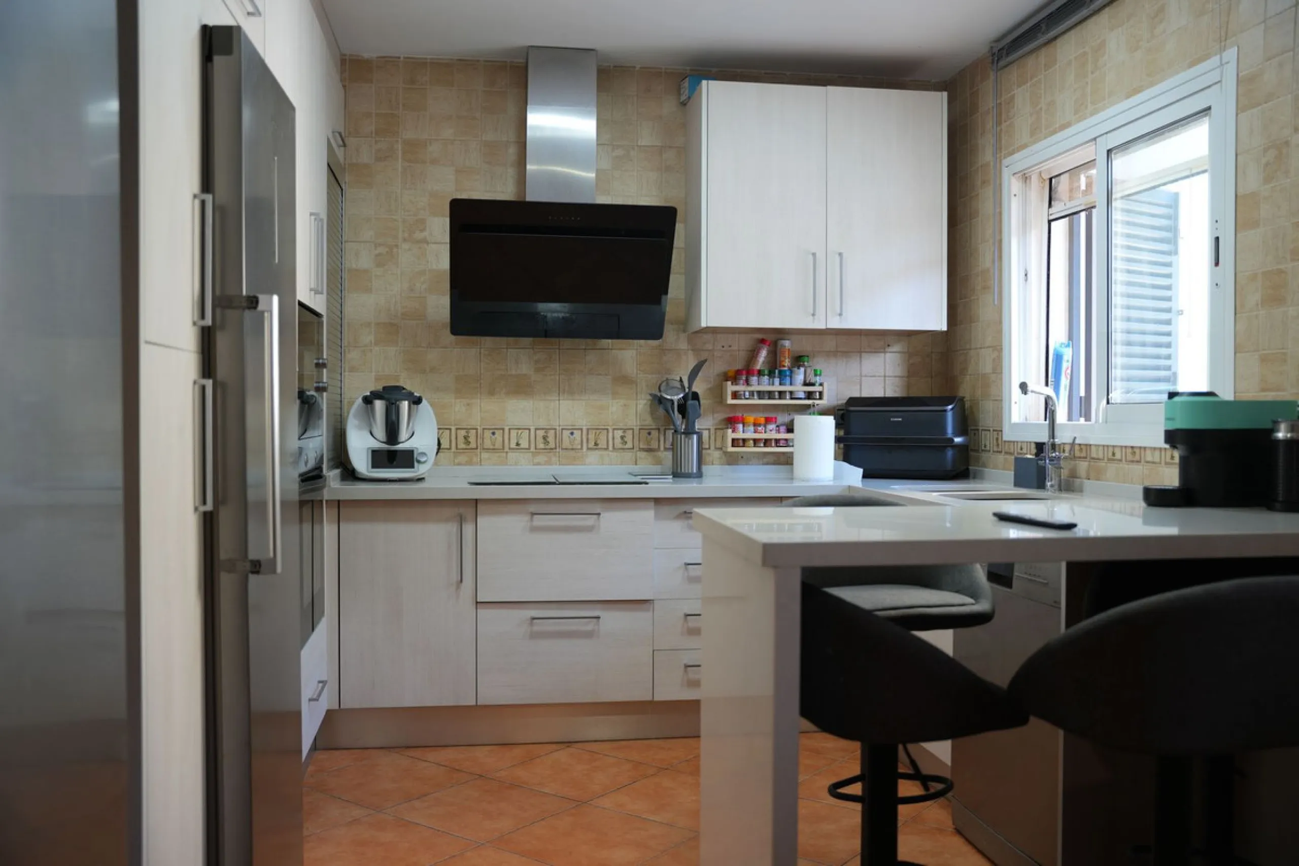 300 m² Home with Pool, Large Garage and Solar Panels in Puerto de la Torre