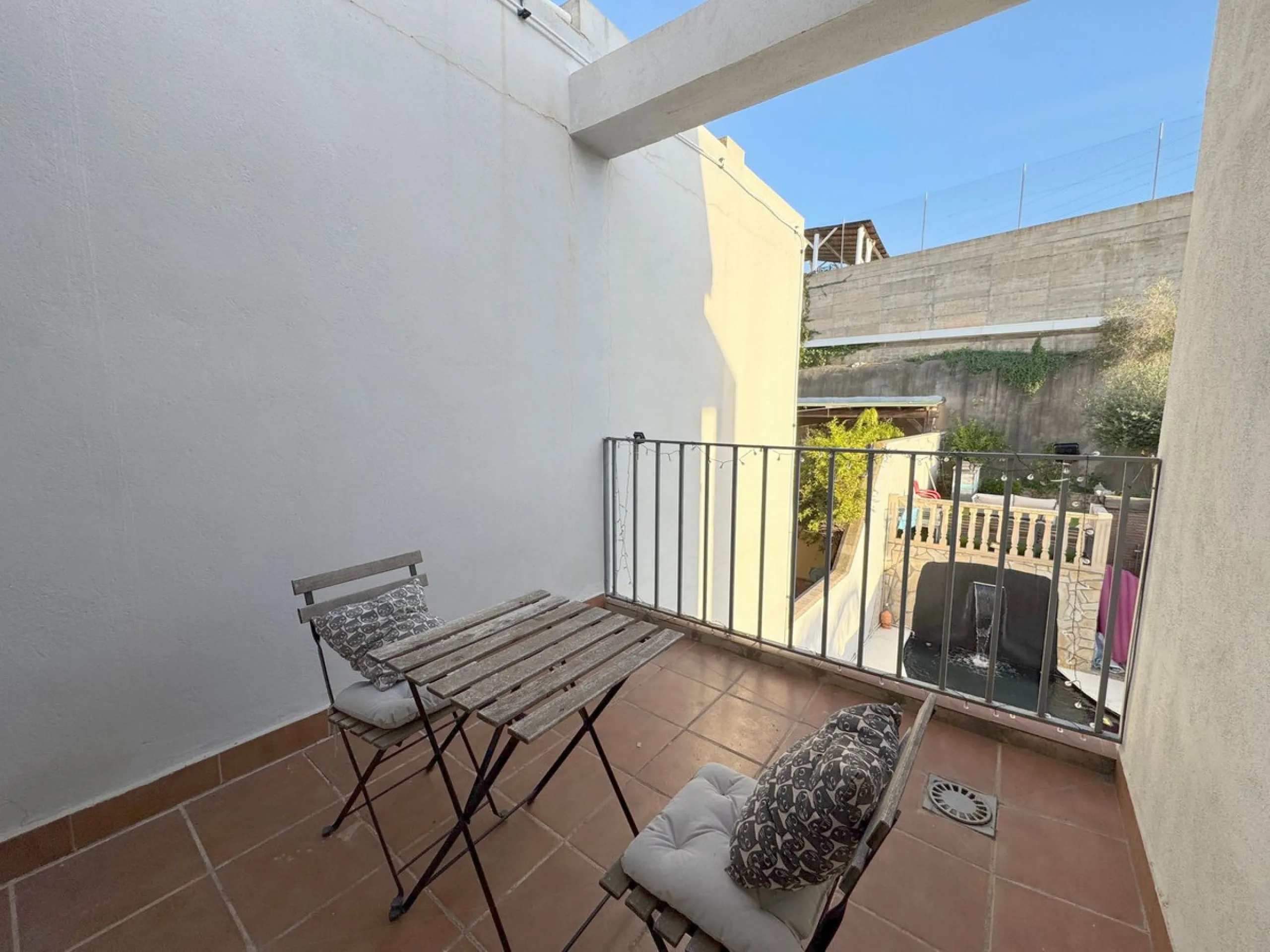 300 m² Home with Pool, Large Garage and Solar Panels in Puerto de la Torre