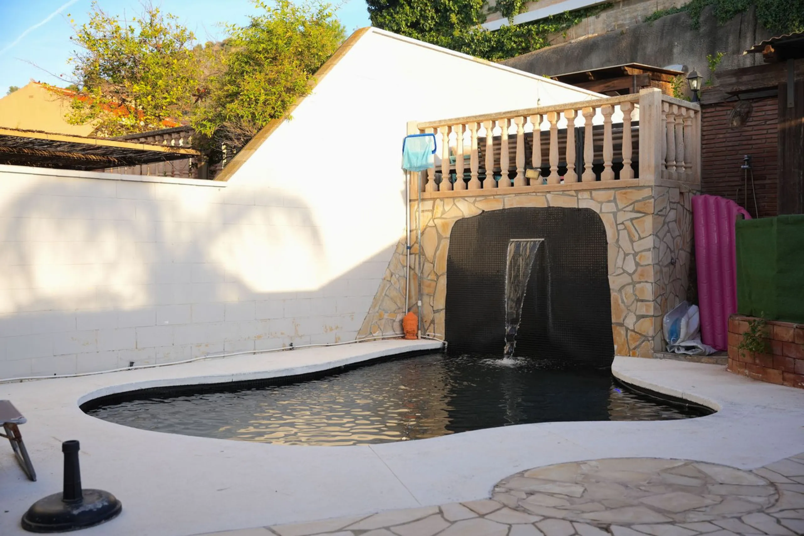 300 m² Home with Pool, Large Garage and Solar Panels in Puerto de la Torre