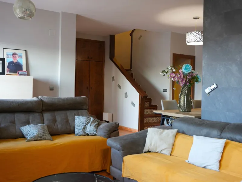 300 m² Home with Pool, Large Garage and Solar Panels in Puerto de la Torre