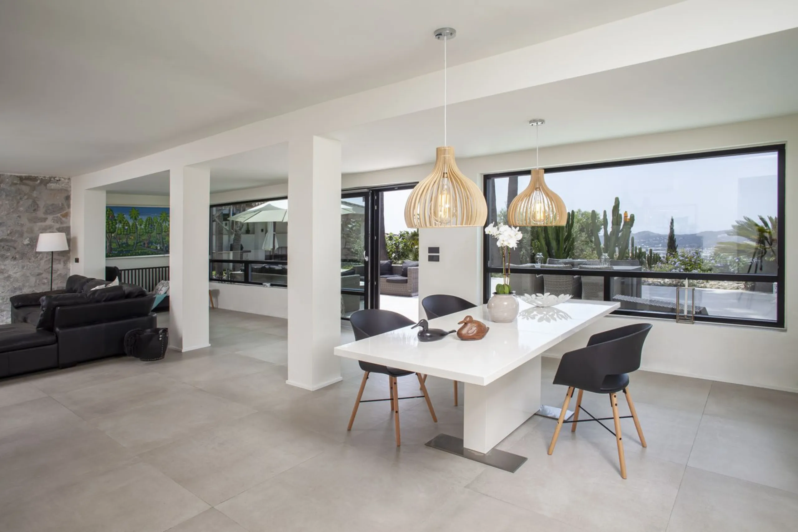 House - Detached Villa в продаже в Mijas, Málaga. В доме 4 спален и 3 ванных комнат. Площадь дома 200 м². Площадь участка 1000 м²