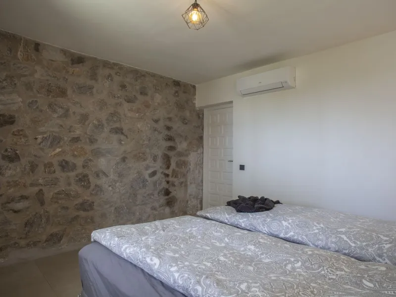 House - Detached Villa в продаже в Mijas, Málaga. В доме 4 спален и 3 ванных комнат. Площадь дома 200 м². Площадь участка 1000 м²