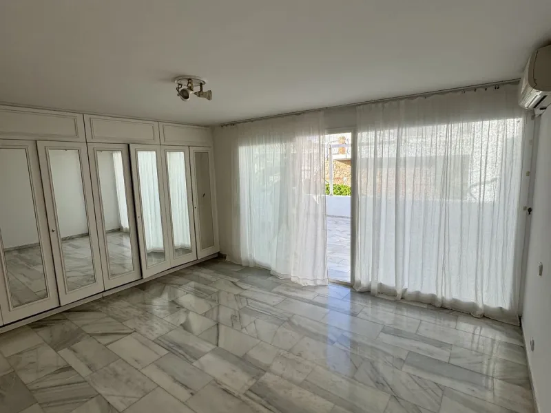 House - Semi-Detached House в продаже в Benalmadena, Málaga. В доме 4 спален и 3 ванных комнат. Площадь дома 212 м²
