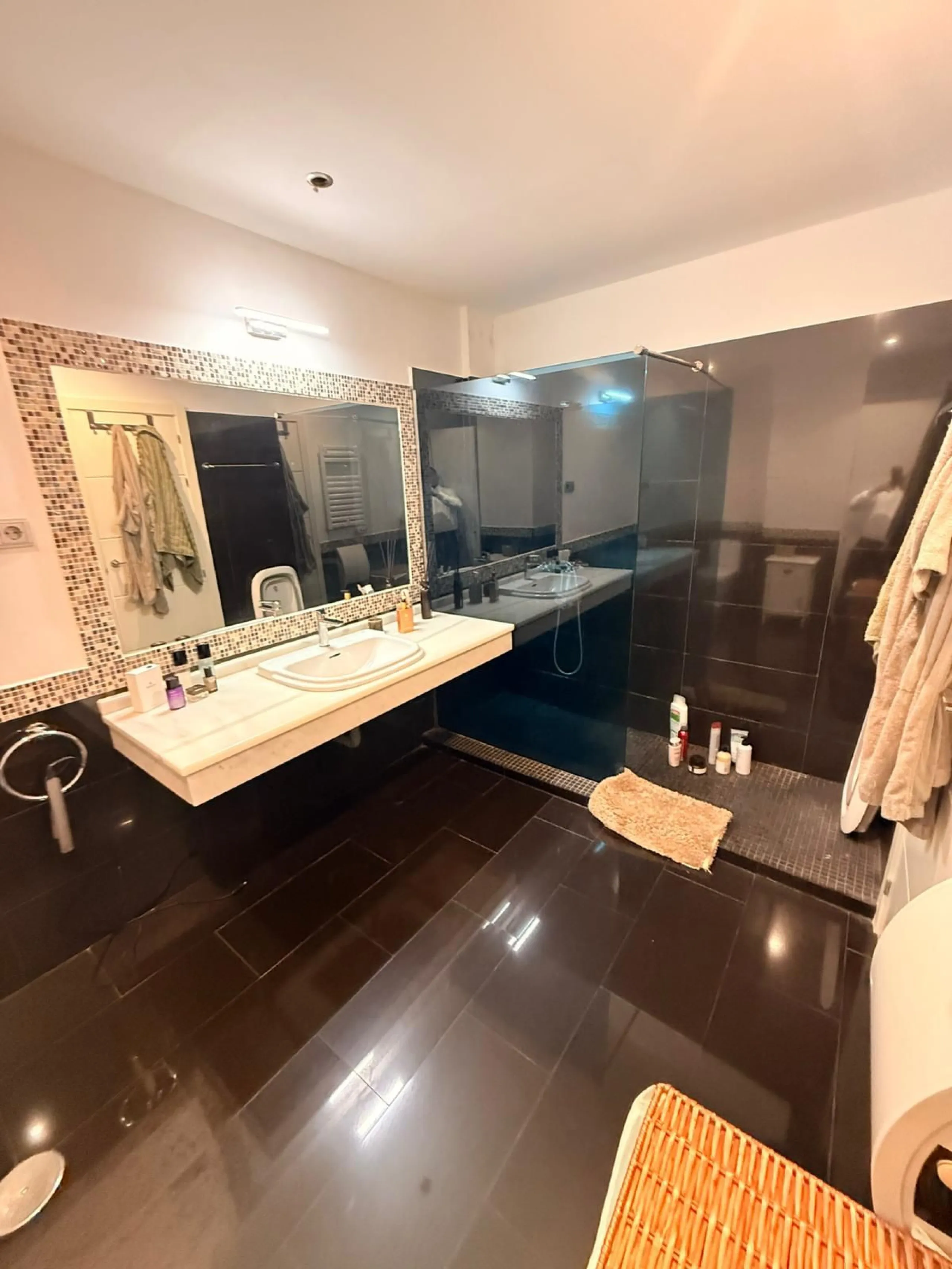Exclusive Property with Private Garden on Avenida de Higuerón – Benalmádena