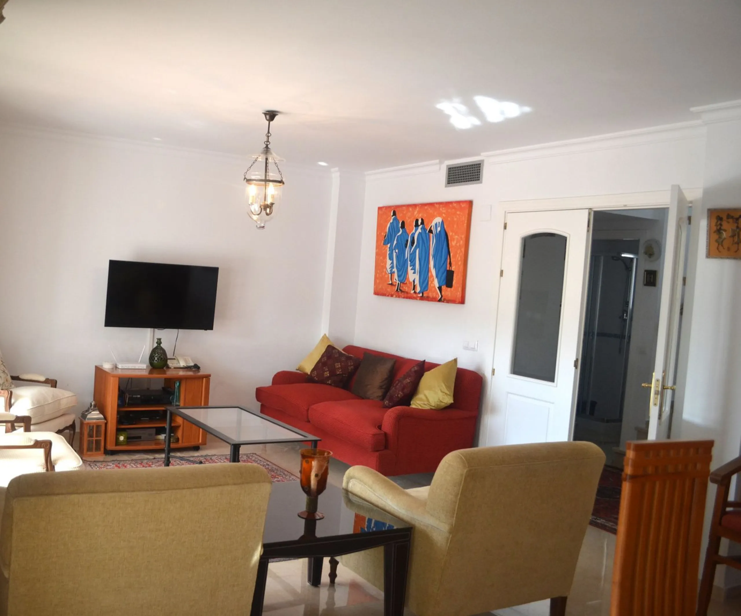 For Sale this very well maintained semi detached house in Alhaurín Golf, Alhaurín el Grande.