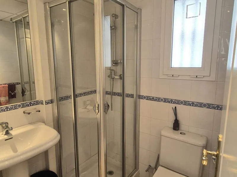For Sale this very well maintained semi detached house in Alhaurín Golf, Alhaurín el Grande.