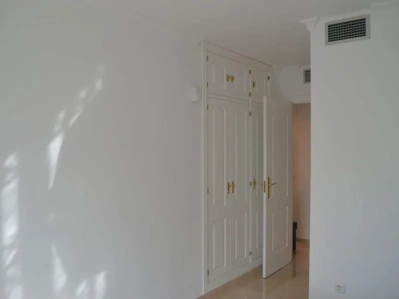 For Sale this very well maintained semi detached house in Alhaurín Golf, Alhaurín el Grande.