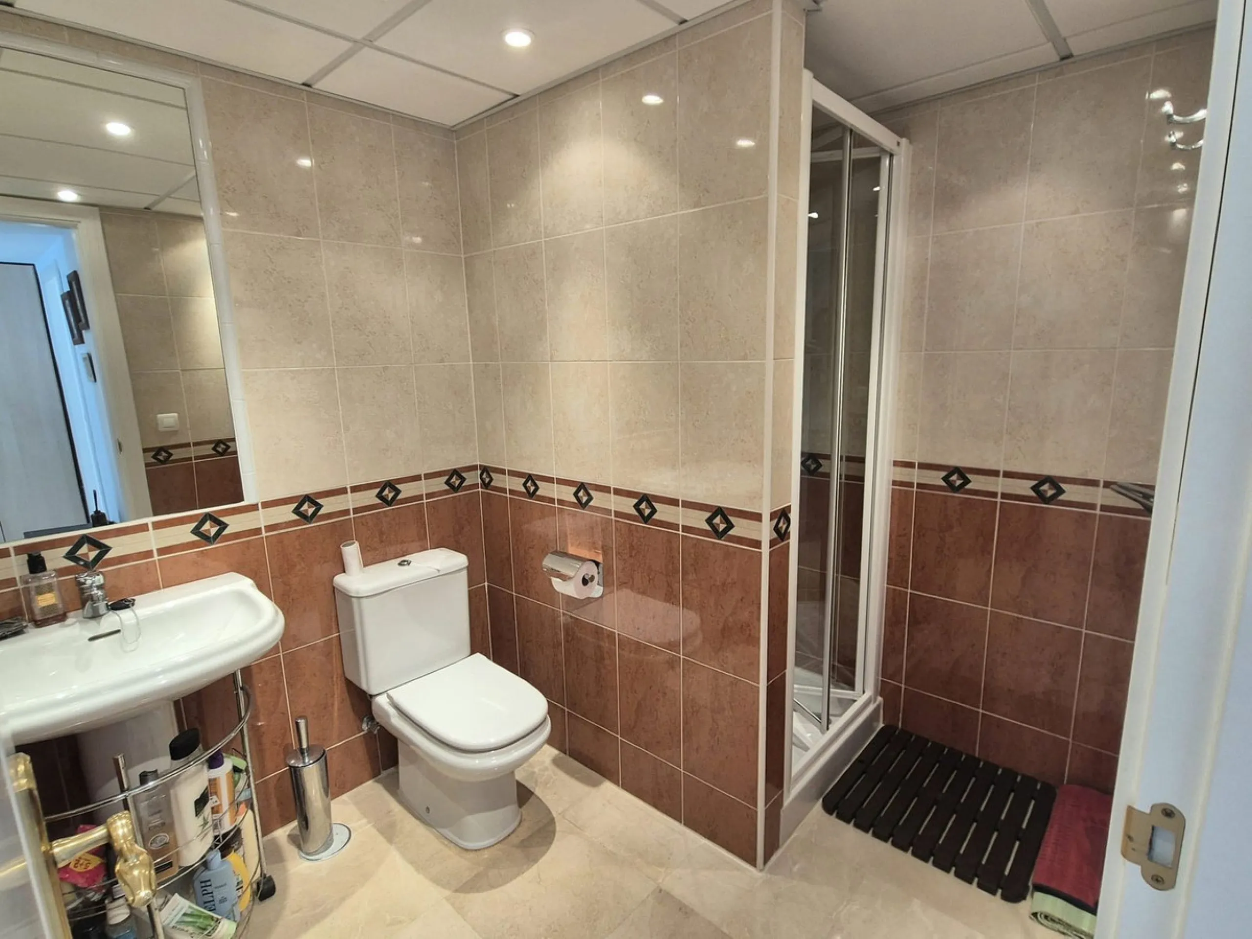 For Sale this very well maintained semi detached house in Alhaurín Golf, Alhaurín el Grande.