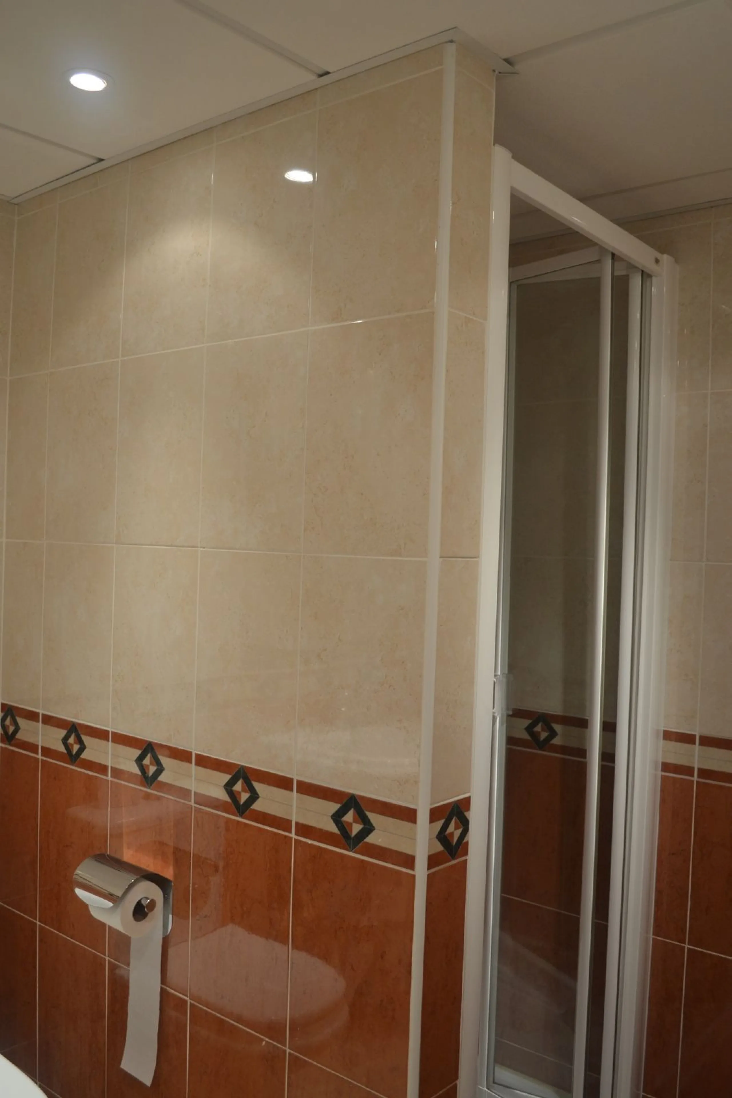 For Sale this very well maintained semi detached house in Alhaurín Golf, Alhaurín el Grande.