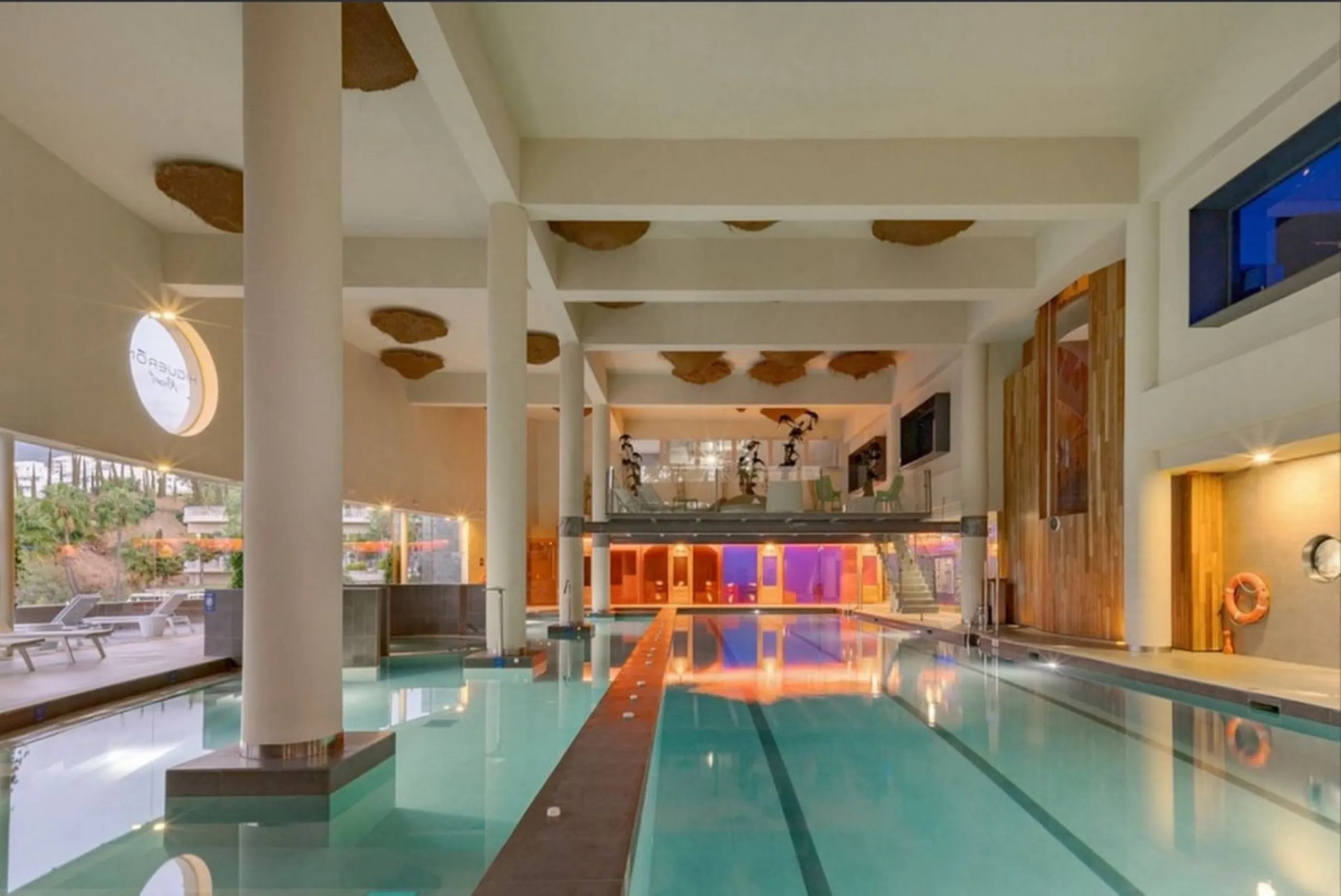 Ground floor 3-bedroom apartment with 100 m² private garden in El Higuerón