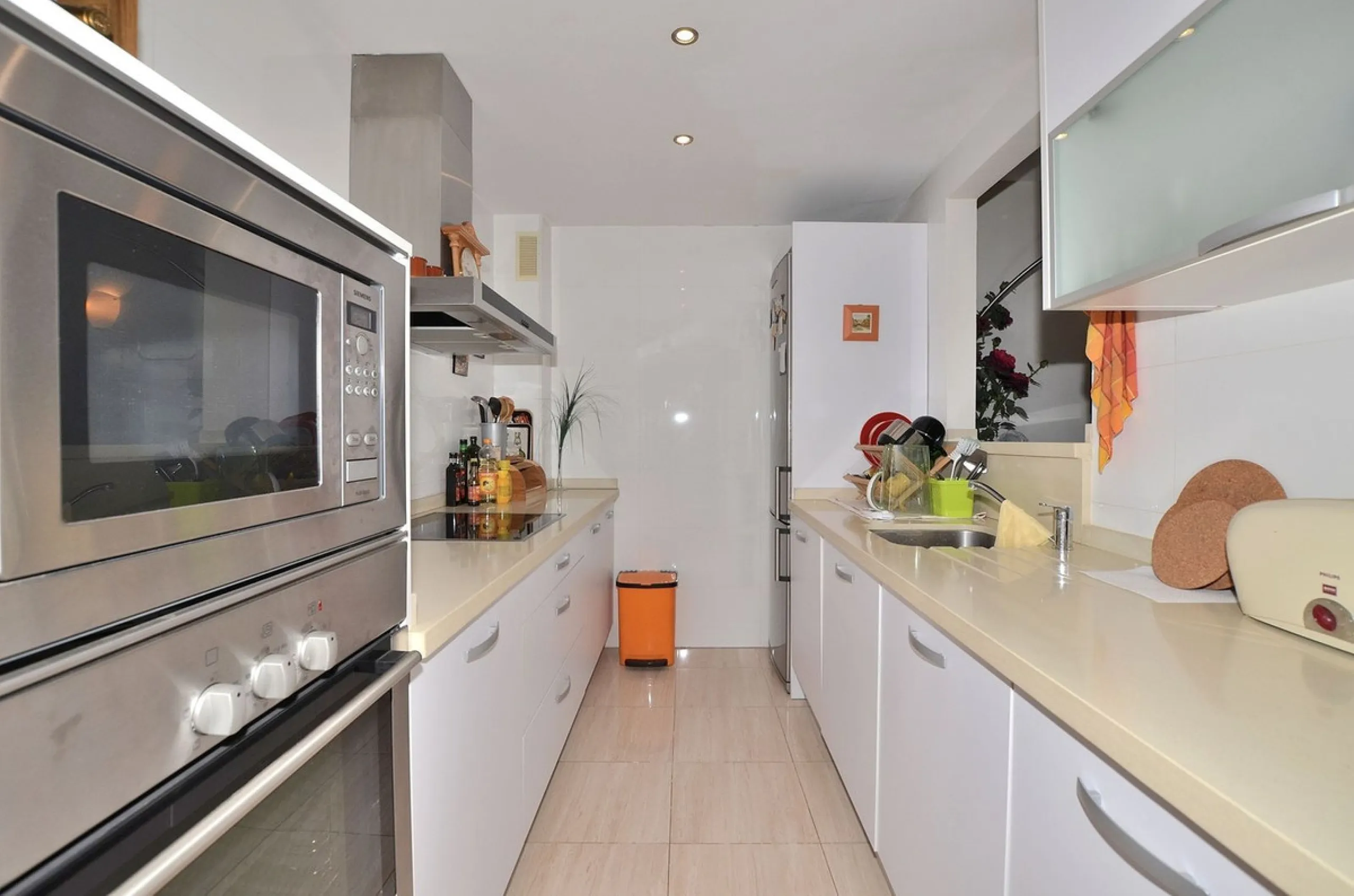 Apartment - Middle Floor Apartment в продаже в Benalmadena, Málaga. В доме 3 спален и 2 ванных комнат. Площадь дома 129 м²