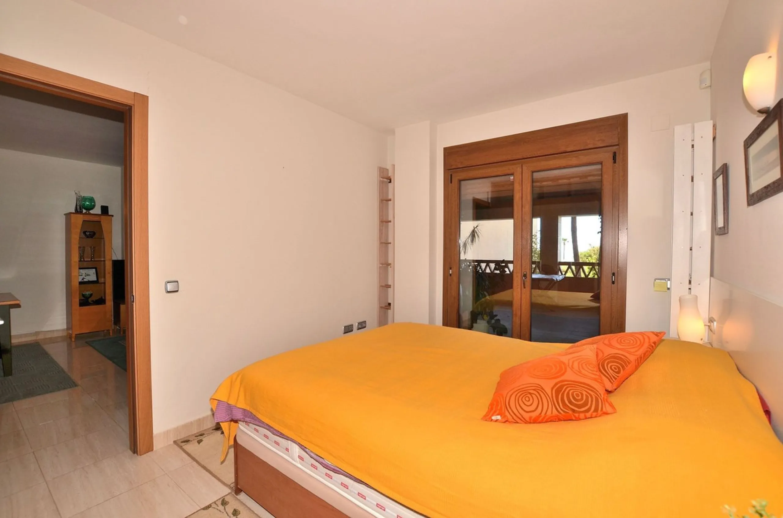 Apartment - Middle Floor Apartment в продаже в Benalmadena, Málaga. В доме 3 спален и 2 ванных комнат. Площадь дома 129 м²
