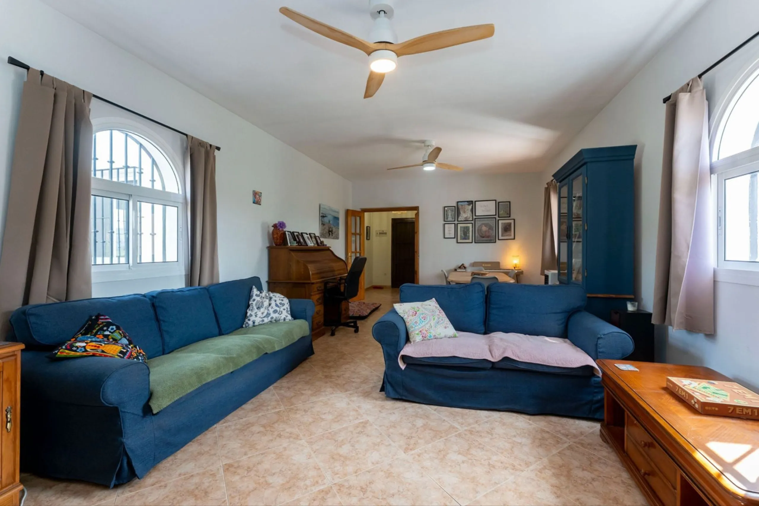 House - Finca - Cortijo в продаже в Casarabonela, Málaga. В доме 3 спален и 2 ванных комнат. Площадь дома 142 м². Площадь участка 6000 м²