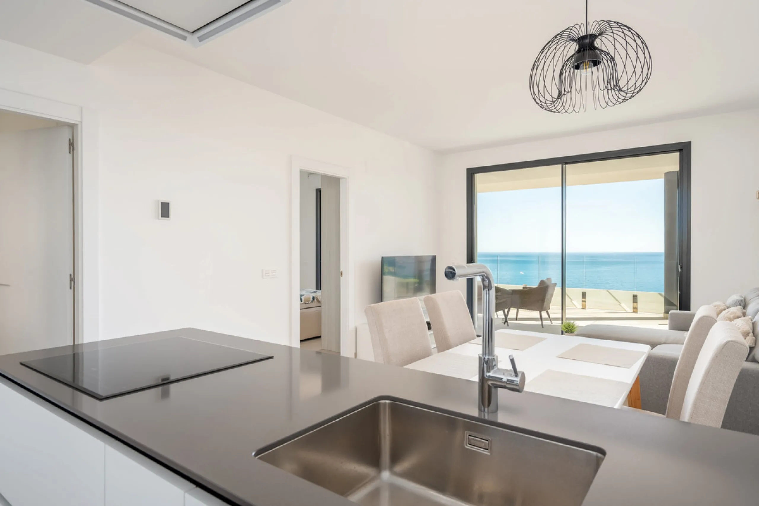 Apartment - Middle Floor Apartment в продаже в Fuengirola, Málaga. В доме 2 спален и 2 ванных комнат. Площадь дома 69 м²