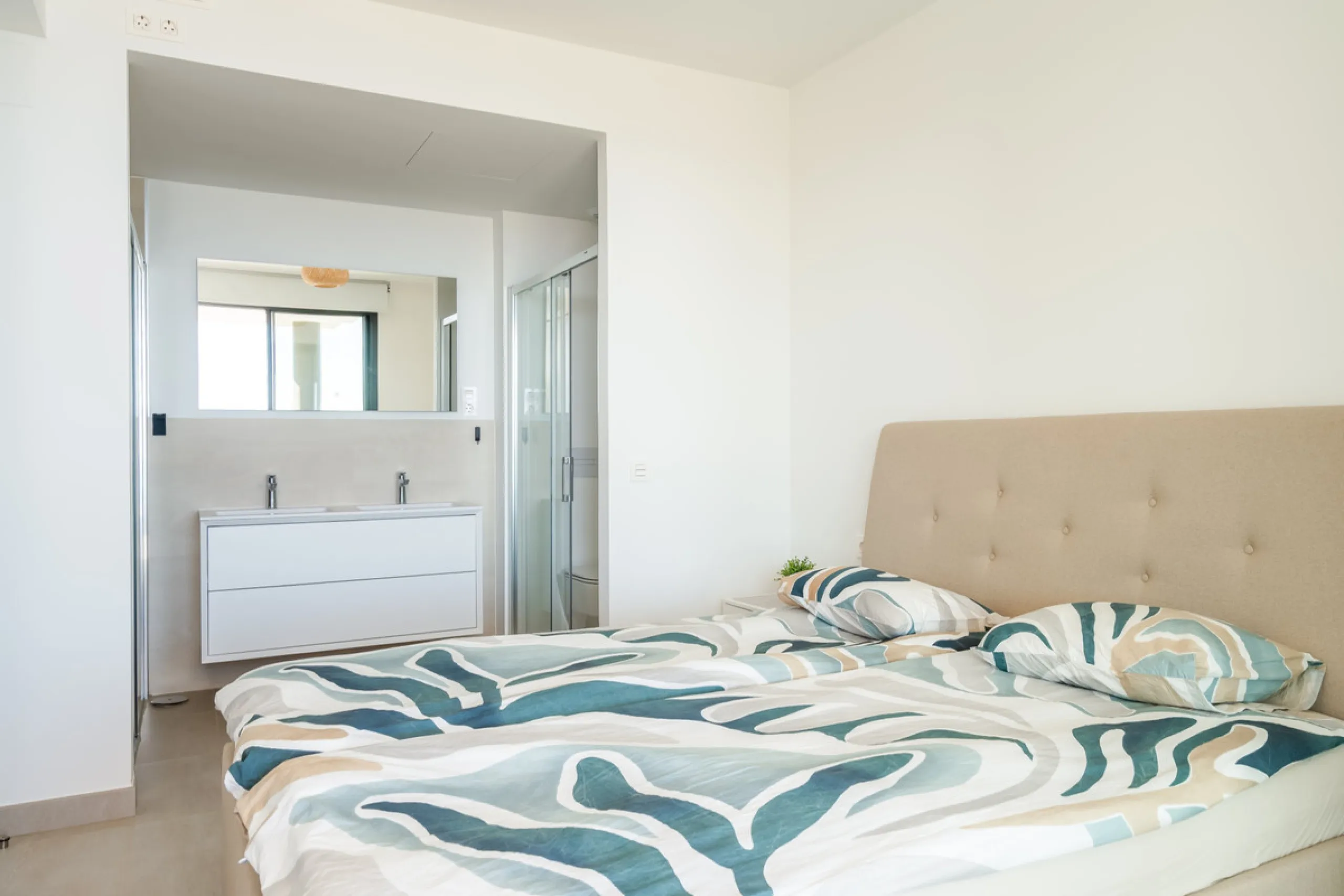 Apartment - Middle Floor Apartment в продаже в Fuengirola, Málaga. В доме 2 спален и 2 ванных комнат. Площадь дома 69 м²