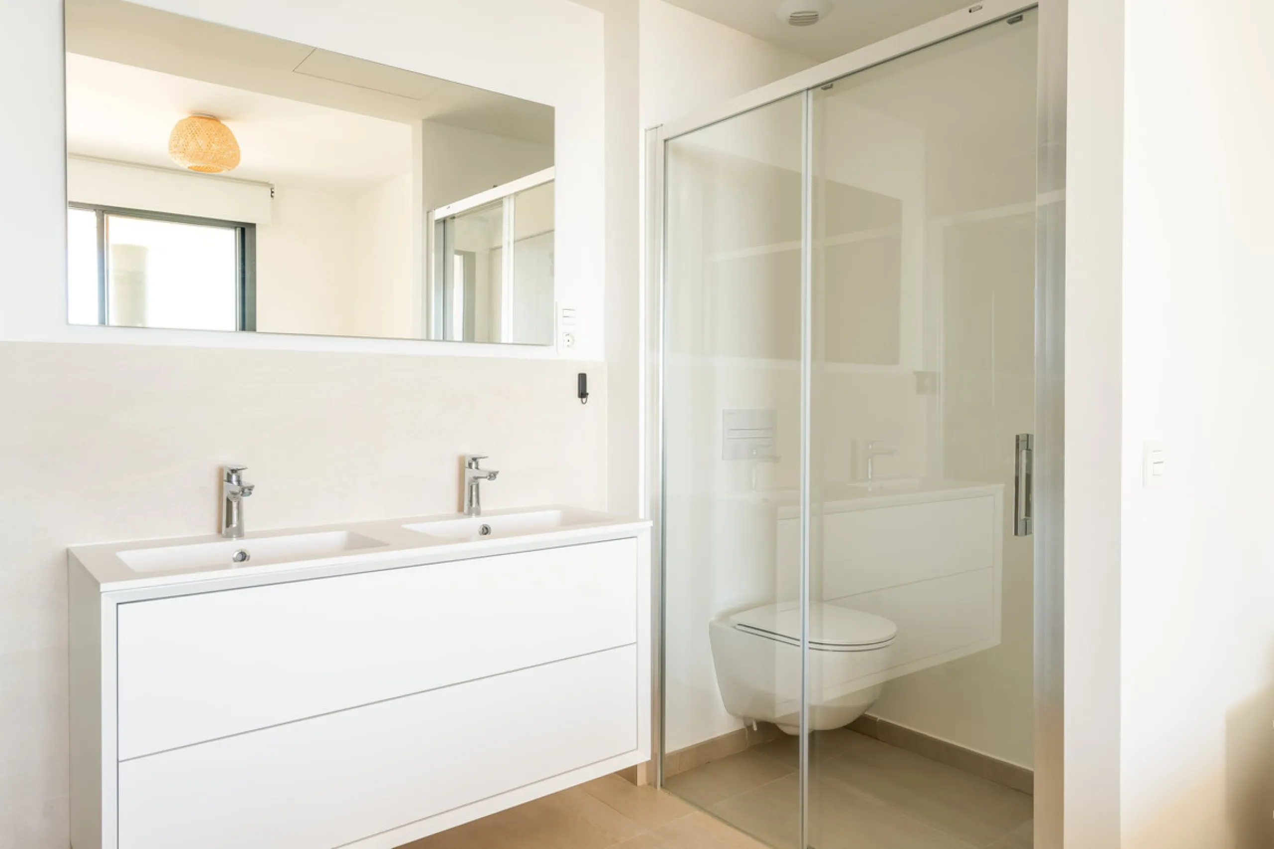 Apartment - Middle Floor Apartment в продаже в Fuengirola, Málaga. В доме 2 спален и 2 ванных комнат. Площадь дома 69 м²