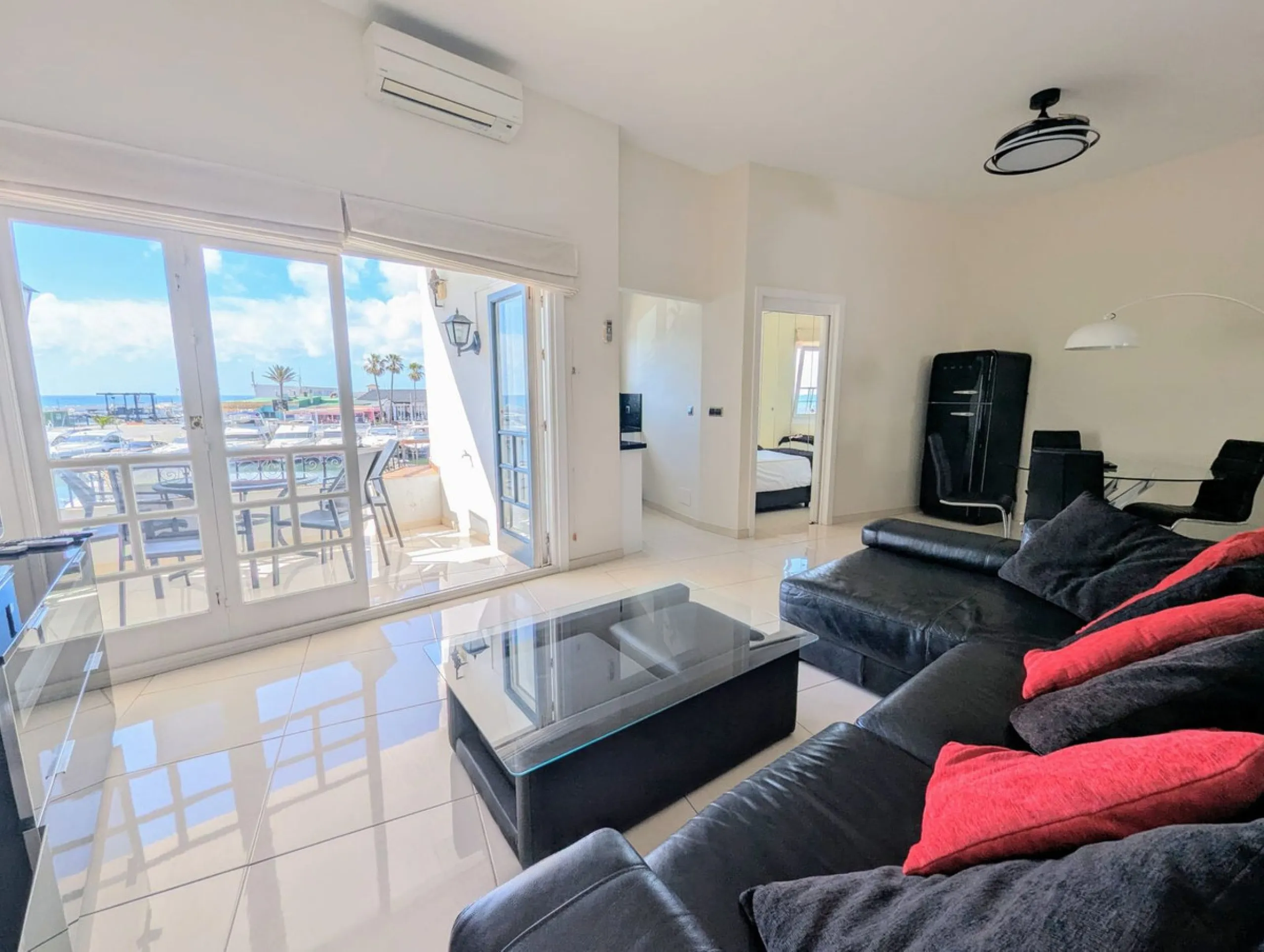 Incredible Frontline Apartment in Cabopino Port – A Rare Gem on the Costa del Sol