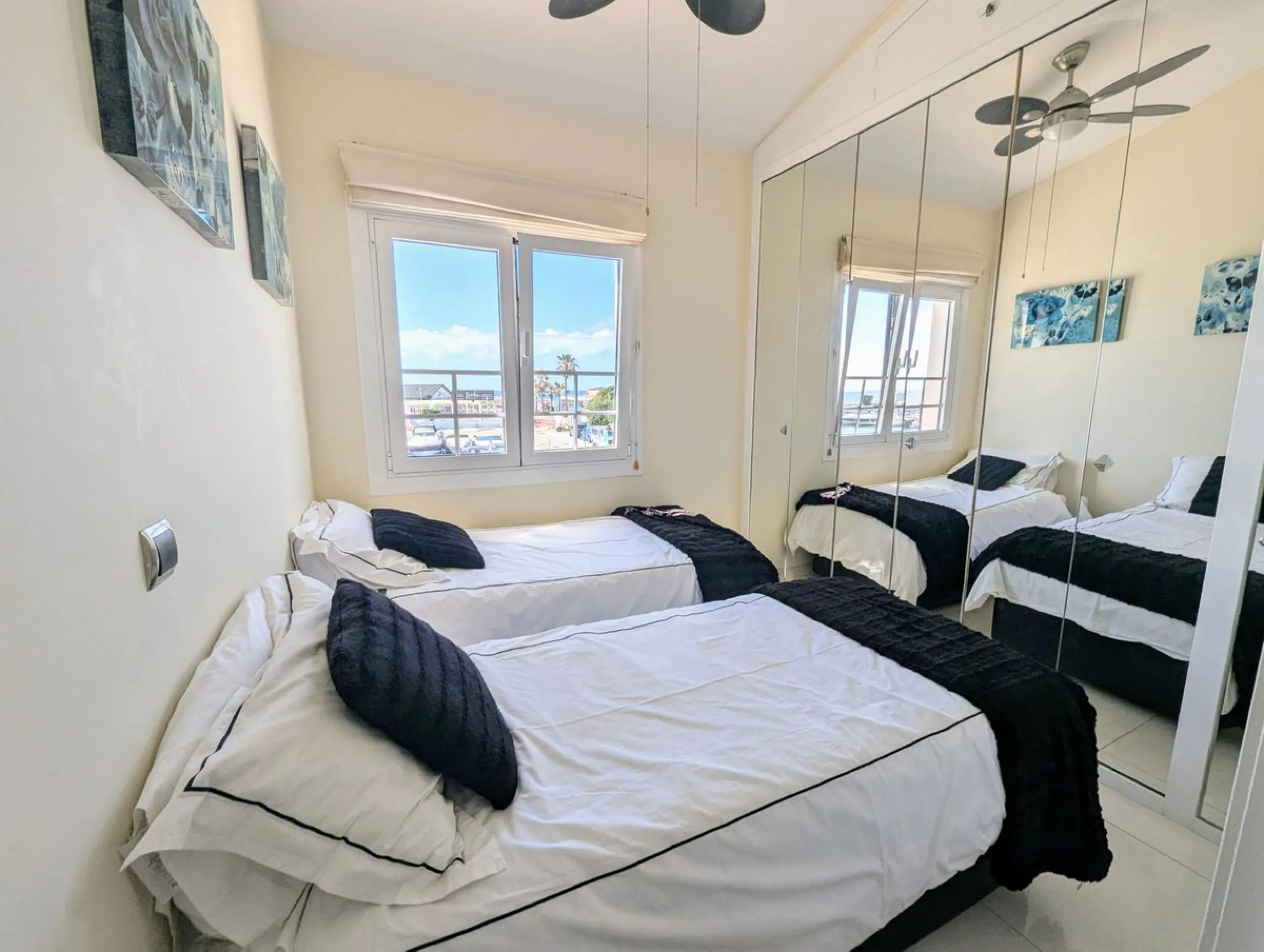Incredible Frontline Apartment in Cabopino Port – A Rare Gem on the Costa del Sol