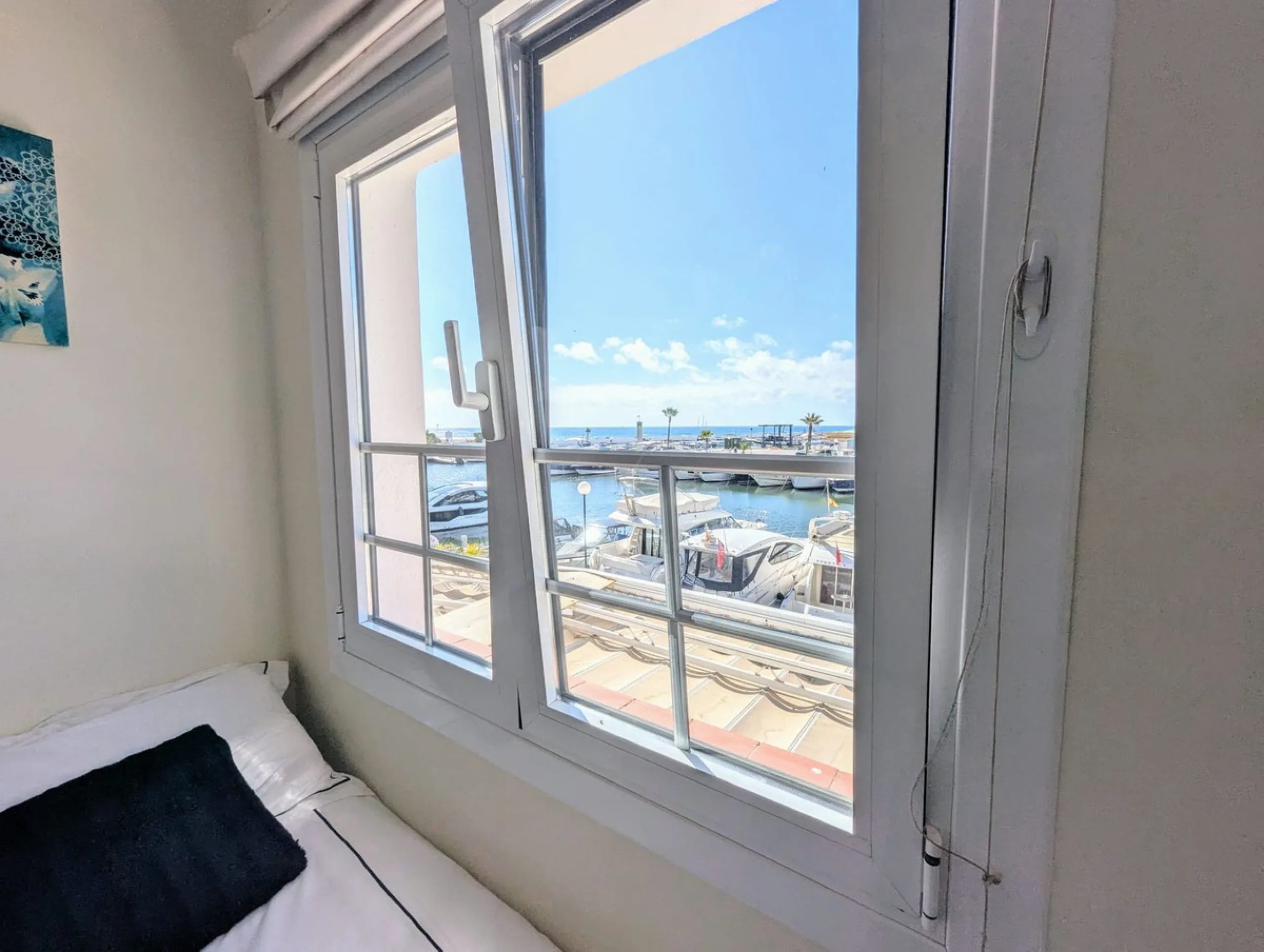 Incredible Frontline Apartment in Cabopino Port – A Rare Gem on the Costa del Sol