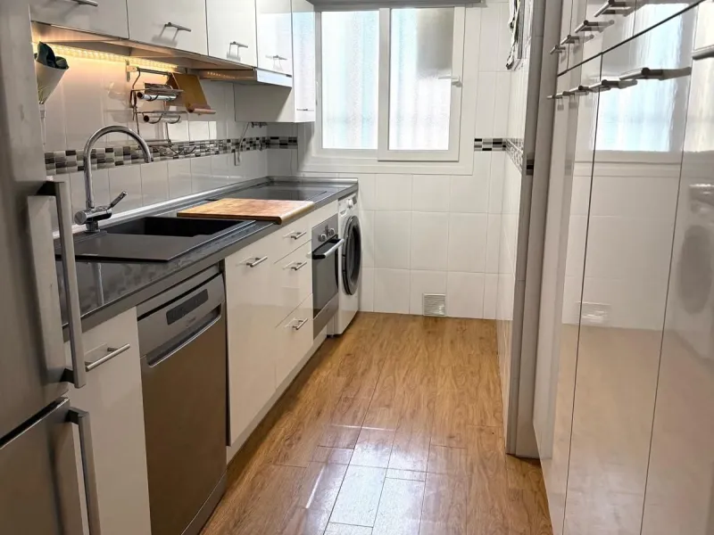 Bright Reformed Apartment in Miraflores – Marbella: Ideal for Coastal Living or Investment