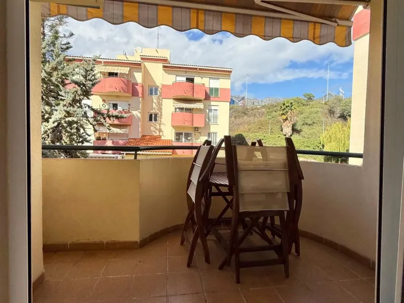 Bright Reformed Apartment in Miraflores – Marbella: Ideal for Coastal Living or Investment