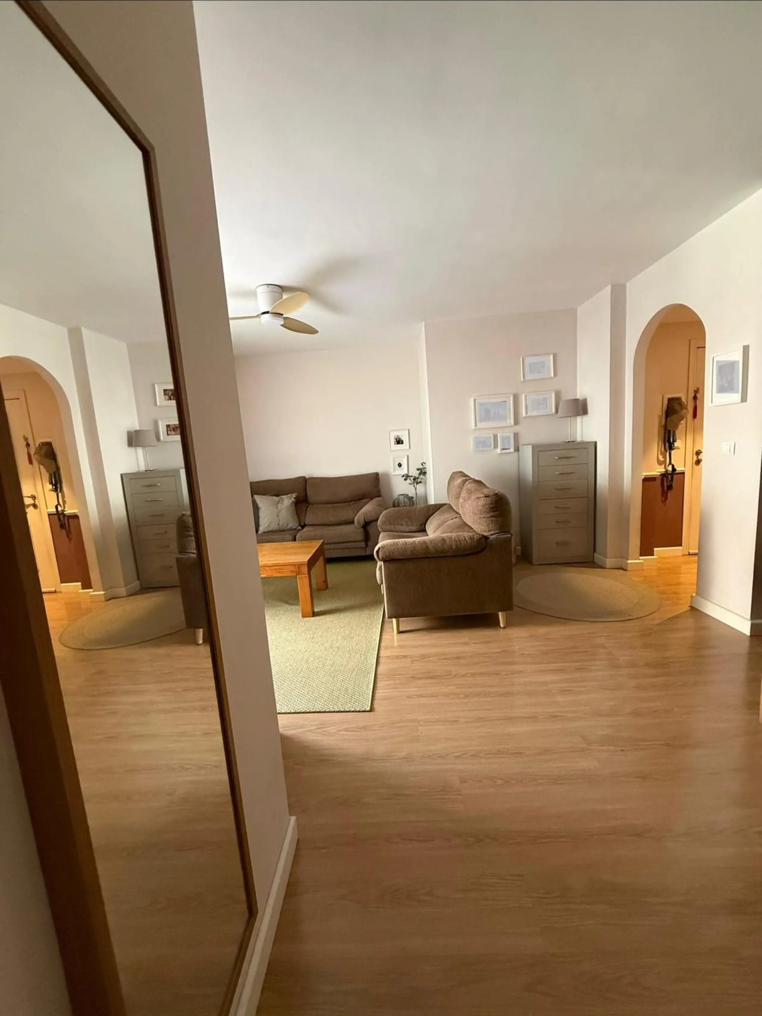 Bright Reformed Apartment in Miraflores – Marbella: Ideal for Coastal Living or Investment