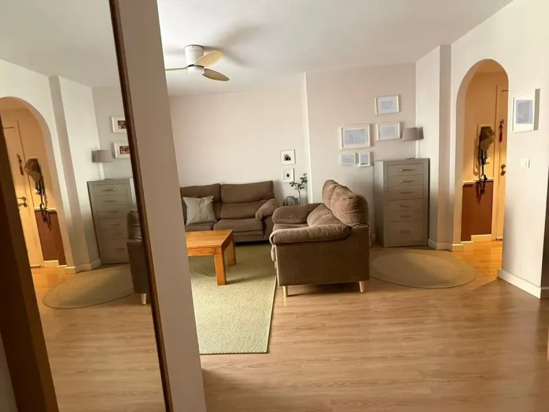 Bright Reformed Apartment in Miraflores – Marbella: Ideal for Coastal Living or Investment