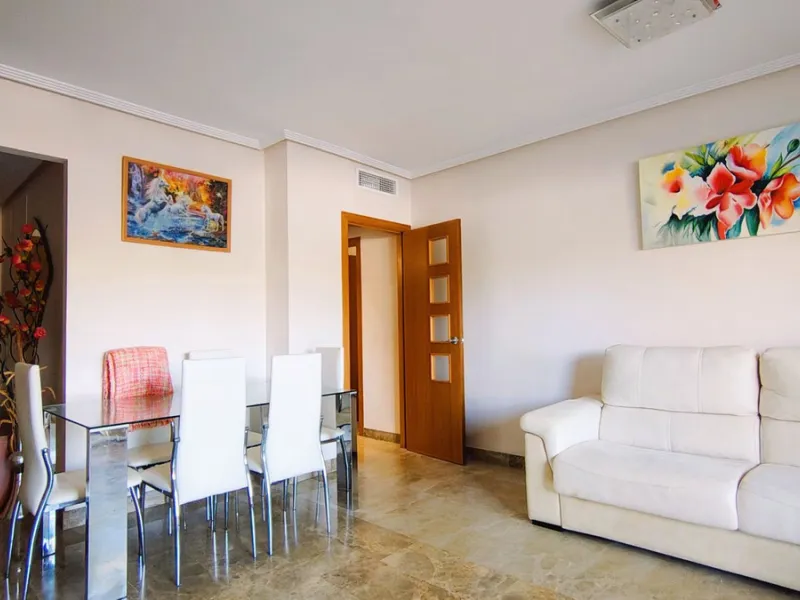 Spacious and modern 2-bedroom, 2-bathroom apartment with underground parking space and storage room. The property features an impressive almost 70 m² terrace and a 30 m² private garden, perfect for enjoying the Costa del Sol lifestyle.