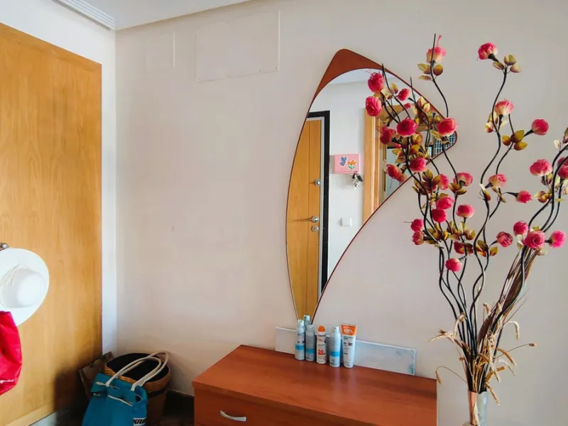Spacious and modern 2-bedroom, 2-bathroom apartment with underground parking space and storage room. The property features an impressive almost 70 m² terrace and a 30 m² private garden, perfect for enjoying the Costa del Sol lifestyle.