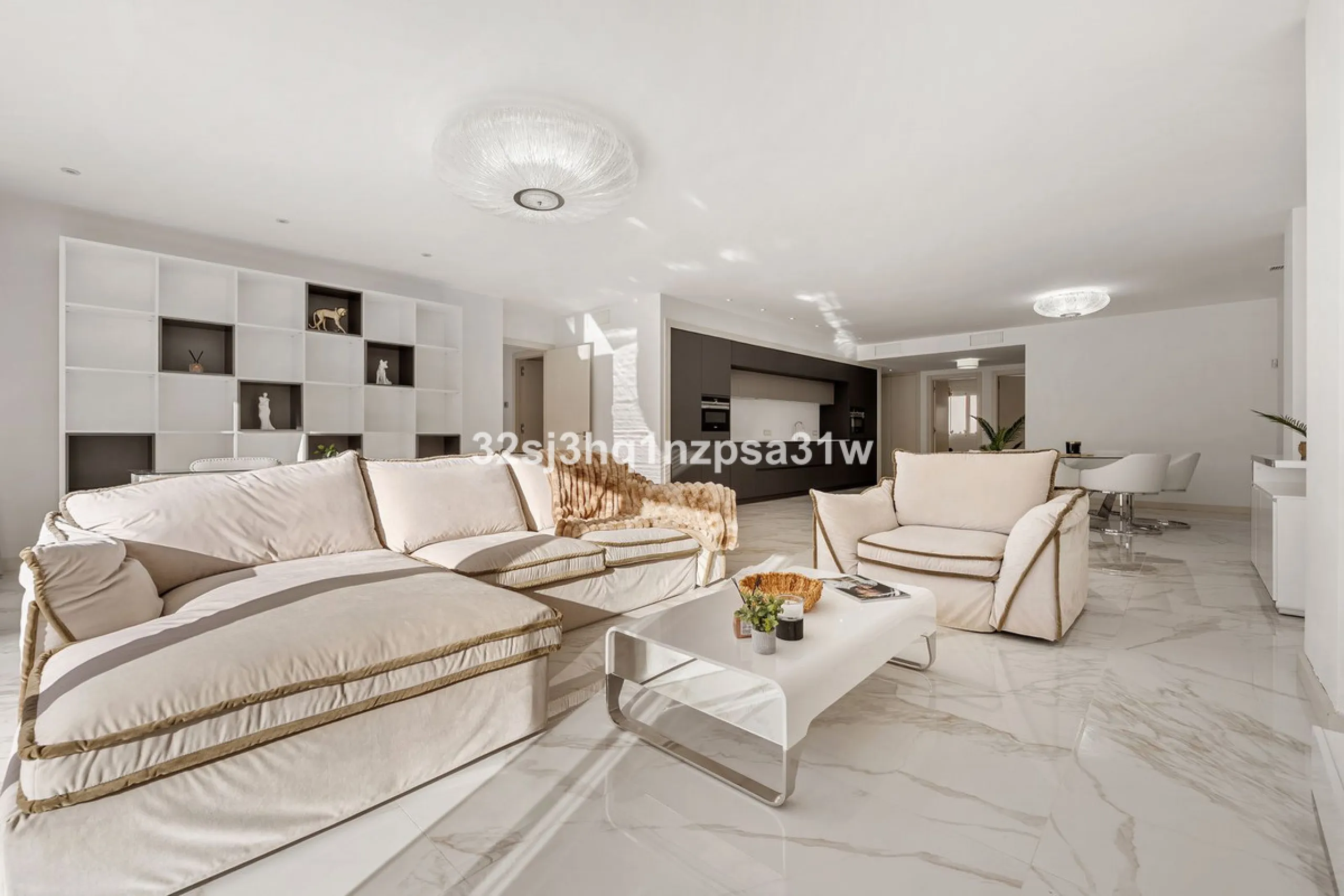 Superb modern apartment - front line beach - Puerto Banus