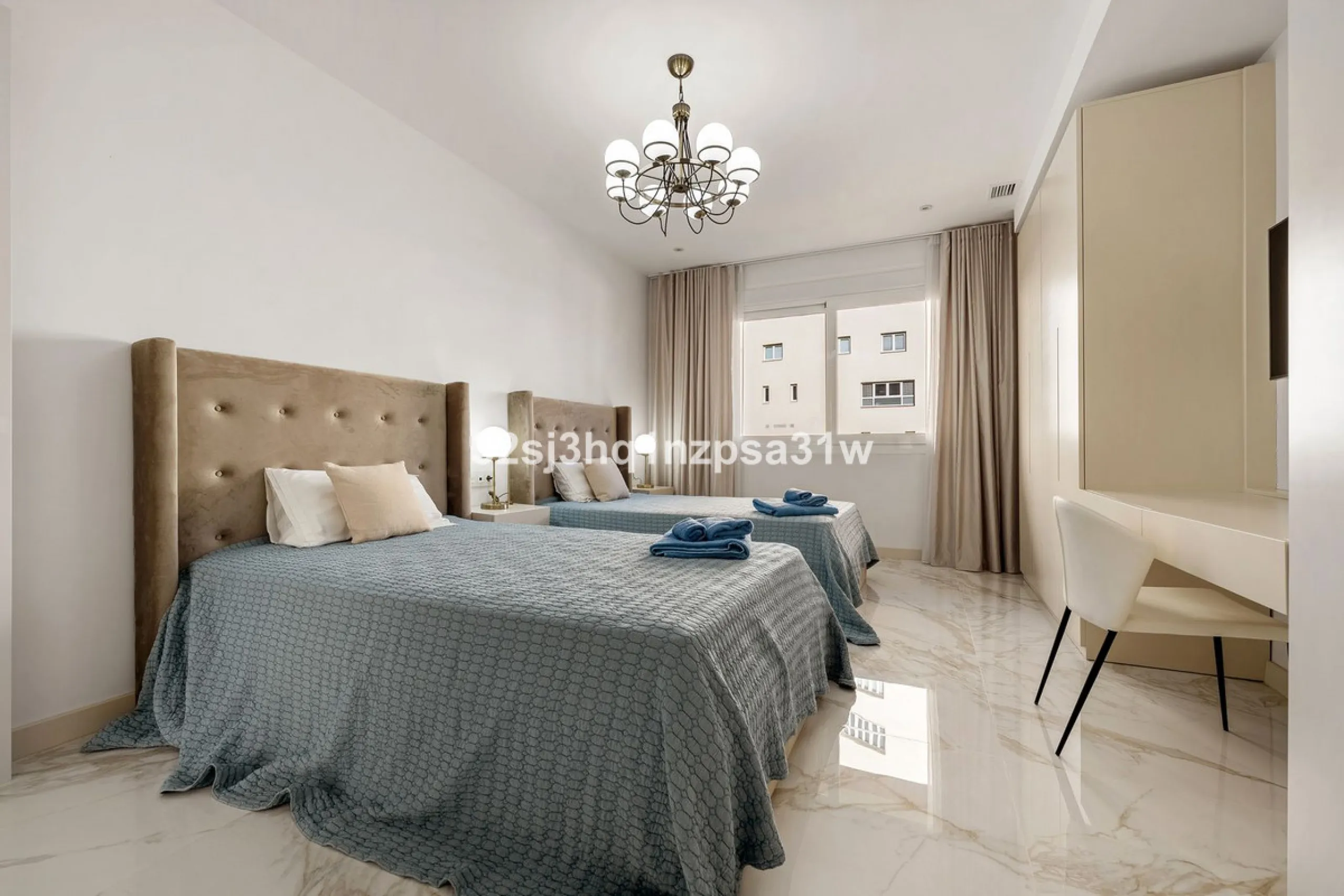 Superb modern apartment - front line beach - Puerto Banus